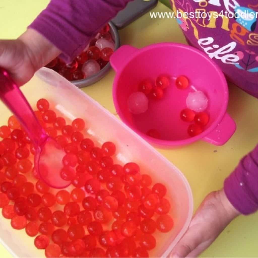 pretend play cooking with water beads and ice